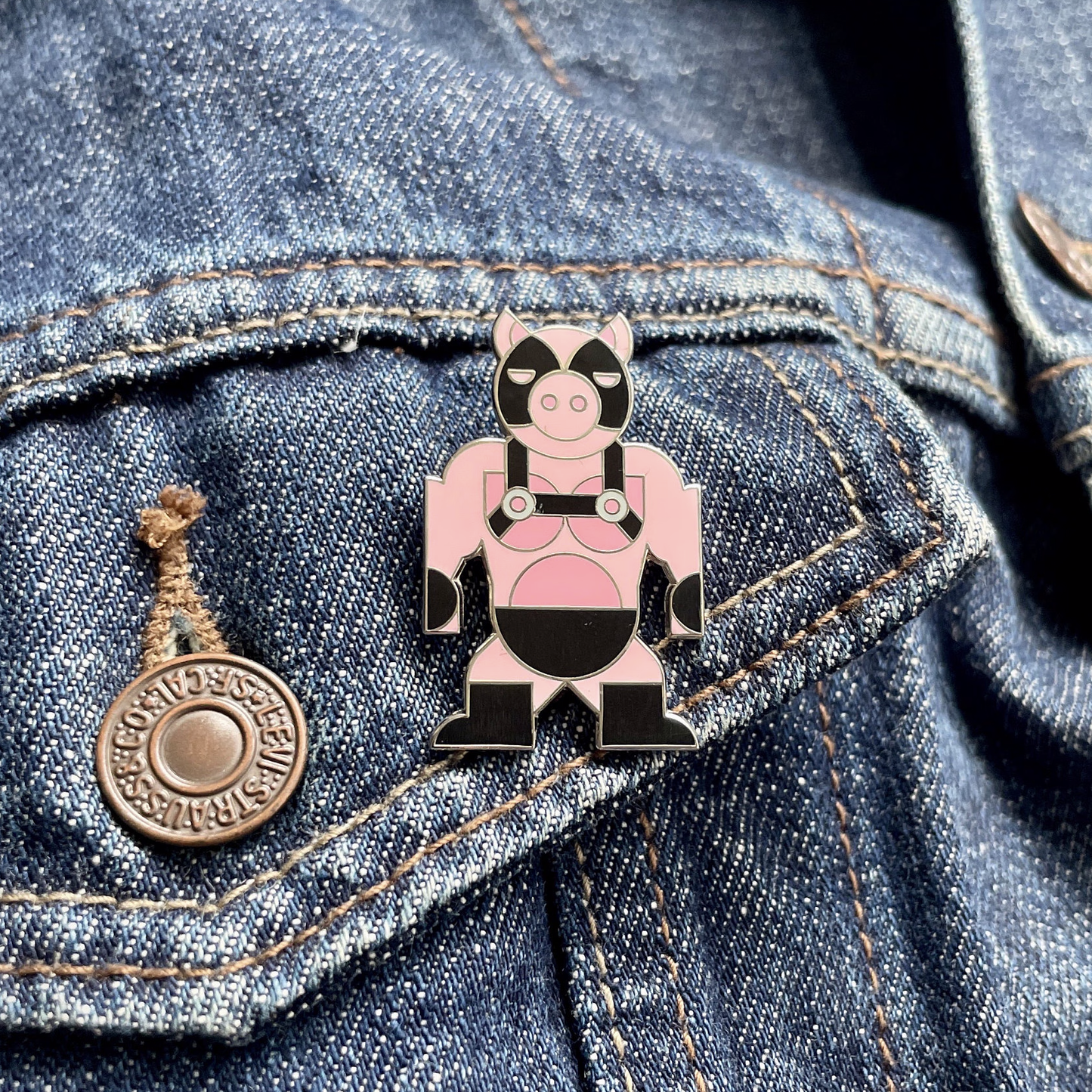 Enamel Pin Character 4-Pack